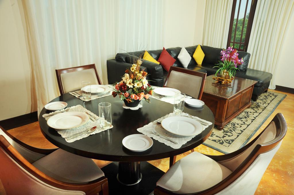 מלון Dehiwala-Mount Lavinia Prestige Court Residencies מראה חיצוני תמונה