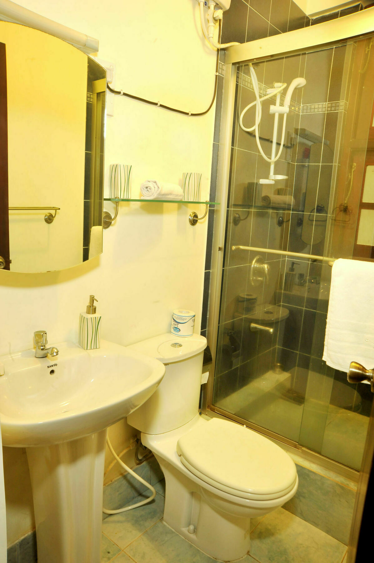מלון Dehiwala-Mount Lavinia Prestige Court Residencies מראה חיצוני תמונה